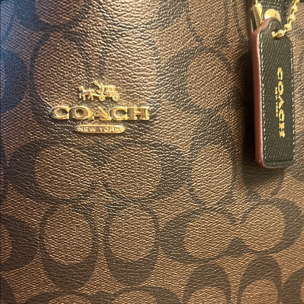 Authentic Coach Brown Signature Canvas Tote with Gold Hardware - Picture 4 of 17